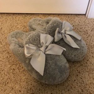 Ugg Sheepskin Bow Slippers